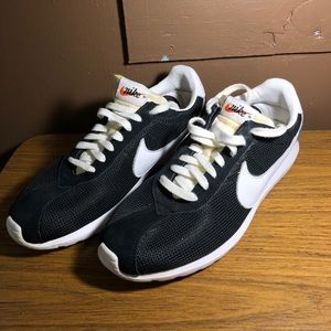 Men’s Retro-styled Nike Sneakers Size 10.5